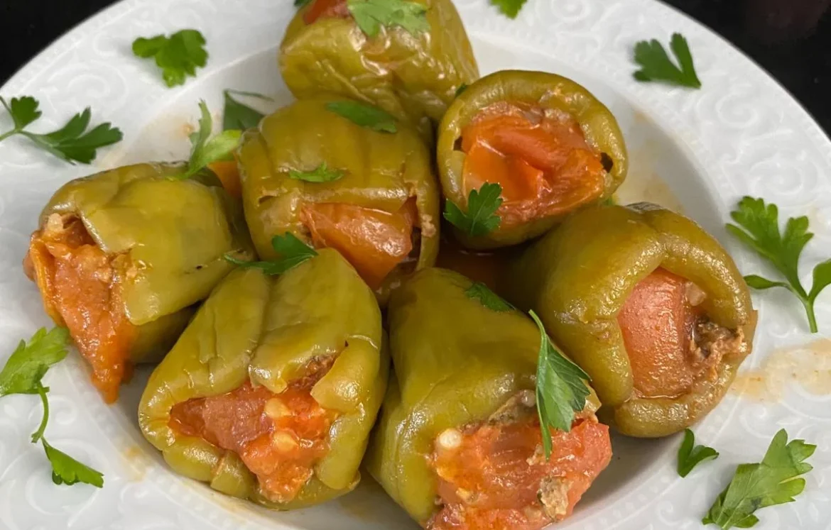 Etli Biber Dolması - Yemek Tarifi