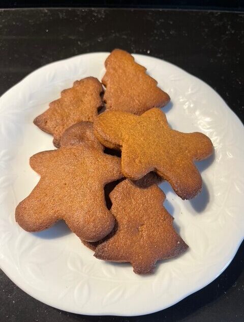 Yılbaşı için Zencefilli Kurabiye Tarifi